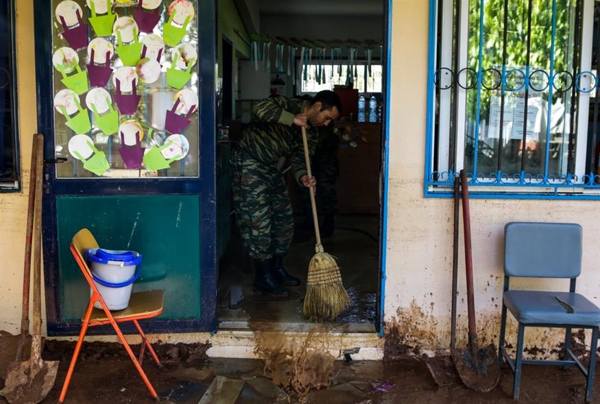 Φωτογραφία αρχείου από τις καταστροφές στη Μάνδρα το 2017 (ΠΑΝΑΓΟΠΟΥΛΟΣ ΓΙΑΝΝΗΣ/EUROKINISSI)