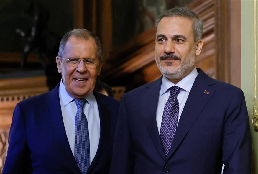 Λαβρόφ - Φιντάν (AP Photo)