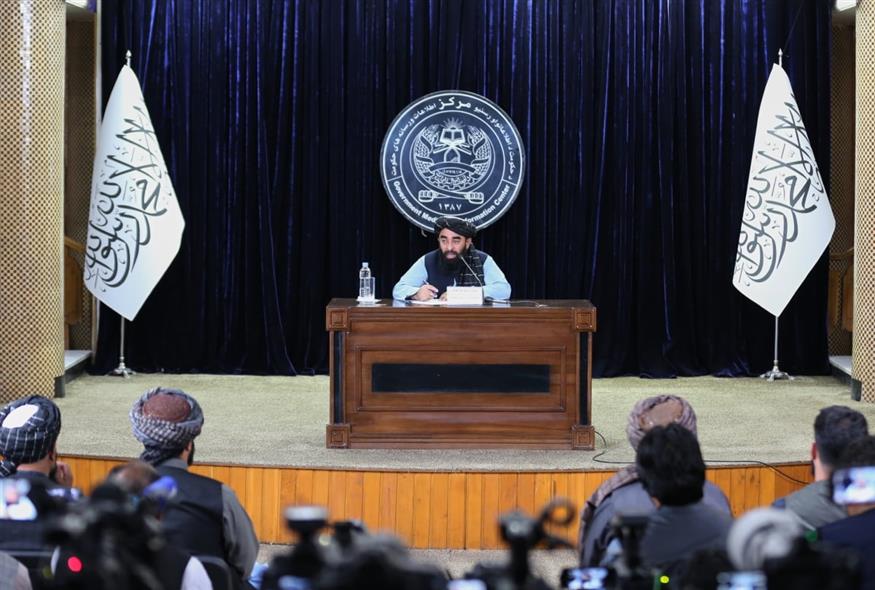 Στιγμιότυπο από τη Συνέντευξη Τύπου του Ζαμπιχουλάχ Μουτζάχιντ (Siddiqullah Alizai/AP)