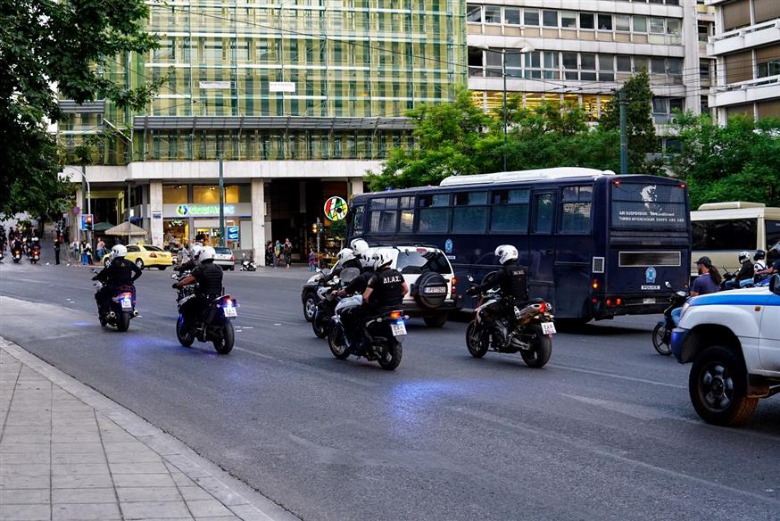 Αστυνομικοί της ΔΙΑΣ στο Σύνταγμα (EUROKINISSI/ΓΙΩΡΓΟΣ ΚΟΝΤΑΡΙΝΗΣ)
