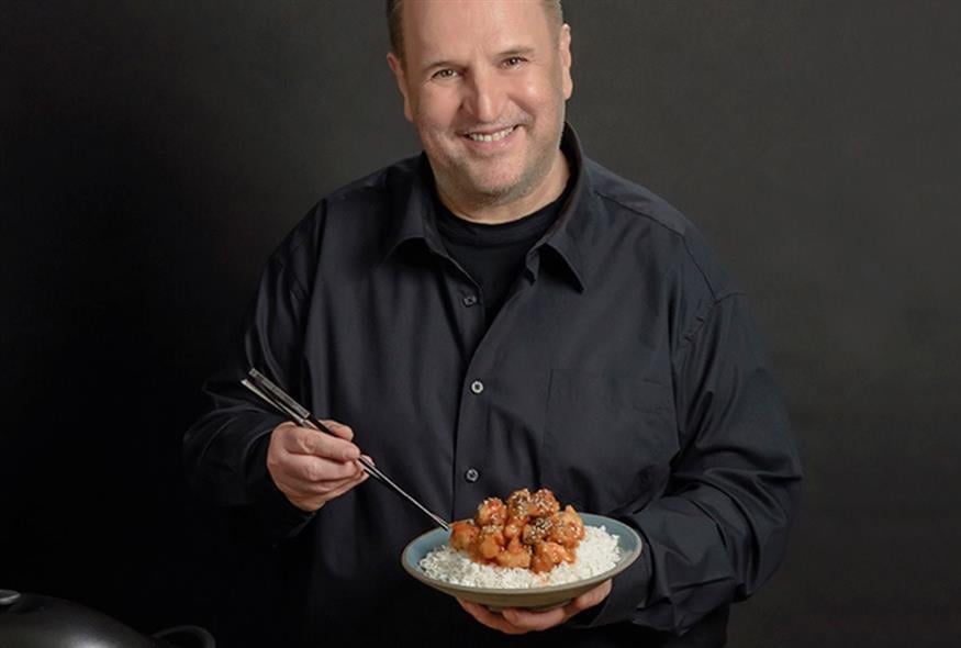 Ο Βαγγέλης Δρίσκας θεωρεί το Happy Buddha «μικρή εγκυκλοπαίδεια για τις ασιατικές κουζίνες»