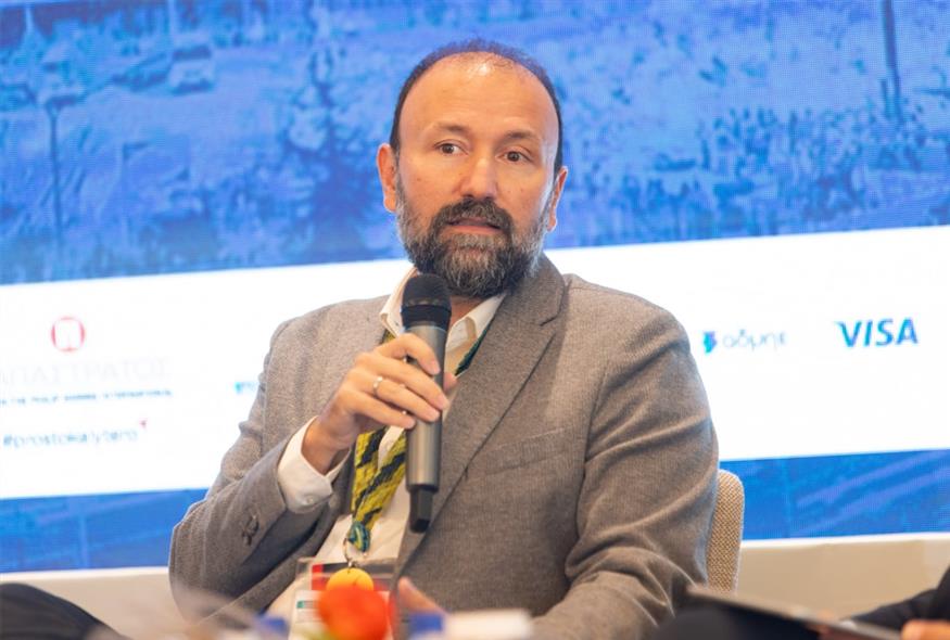 Ο Γιώργος Καρακούσης στο συνέδριο της Η