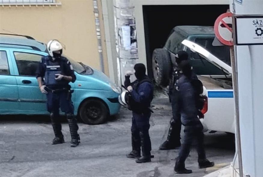 Μεγάλη αστυνομική επιχείρηση σε κατάληψη στην Κρήτη (cretapost.gr)