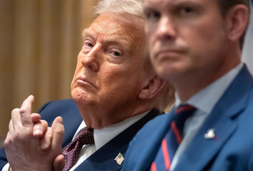 (AP Photo/Mark Schiefelbein)