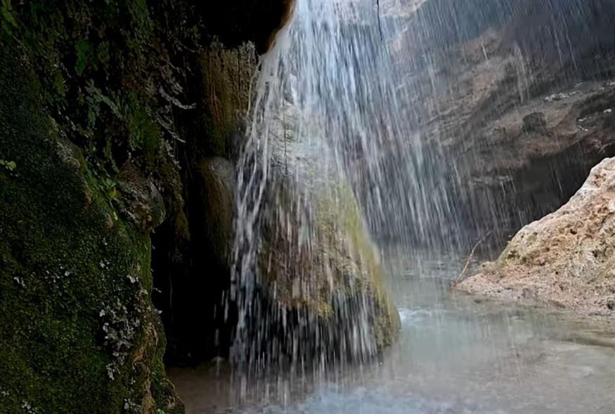 Καταρράκτης και φράγμα Ραπεντώσας