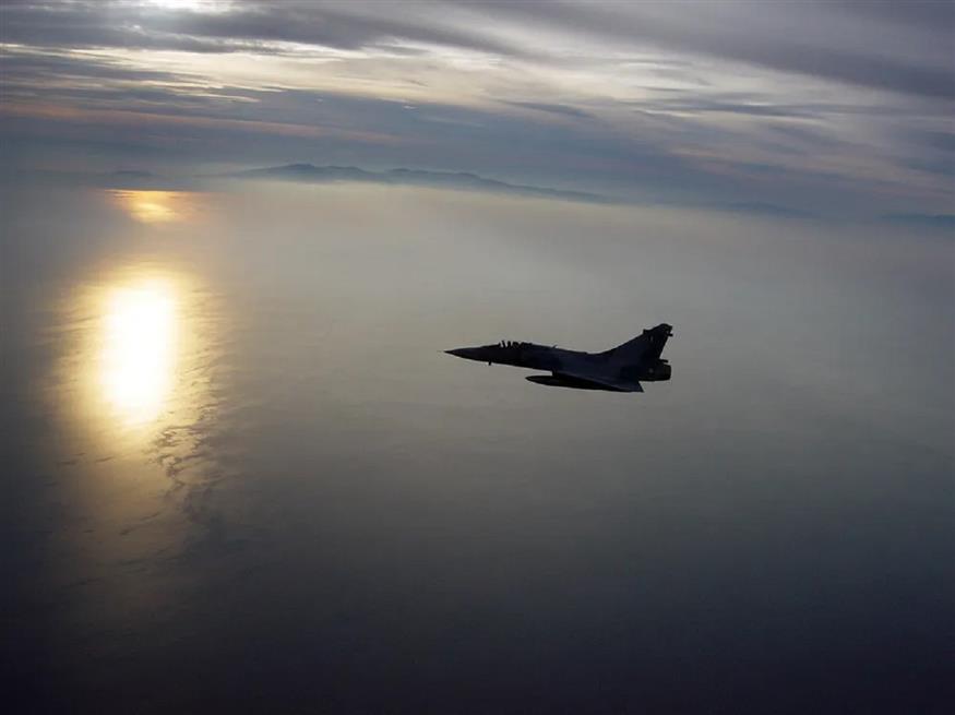 Mirage της Πολεμικής Αεροπορίας πάνω από το Αιγαίο (Πηγή: HAF)