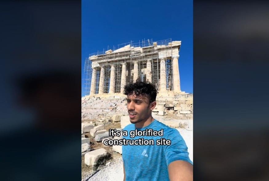 Δεν άρεσε στον Βρετανό τουρίστα η Ακρόπολη γιατί, λέει, έχει σκαλωσιές (Video Capture)