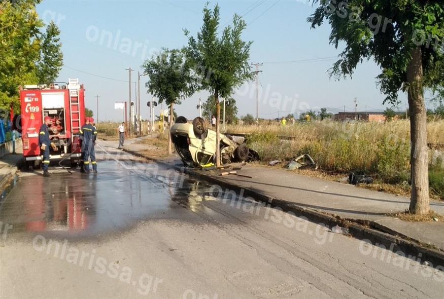 Τραγωδία στη Λάρισα: Αυτοκίνητο συγκρούστηκε με τρένο (onlarissa.gr)