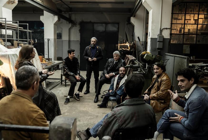 Η σειρά 6 επεισοδίων, σε σκηνοθεσία Σωτήρη Τσαφούλια και σενάριο Βασίλη Ρίσβα και Δήμητρας Σακαλή θα κάνει πρεμιέρα τη Δευτέρα 15 Δεκεμβρίου στις 23:00, στο COSMOTE CINEMA 1