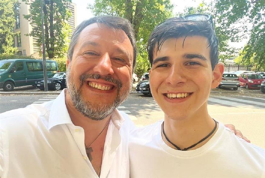 Ο Ματέο Σαλβίνι με τον γιο του, Φεντερίκο (instagram/matteosalviniofficial)