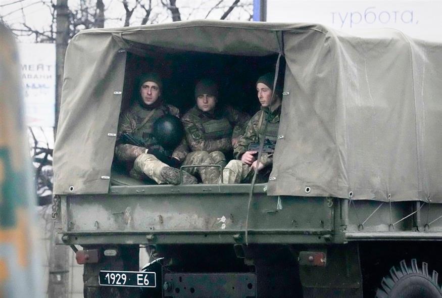 Ουκρανοί στρατιώτες (AP)