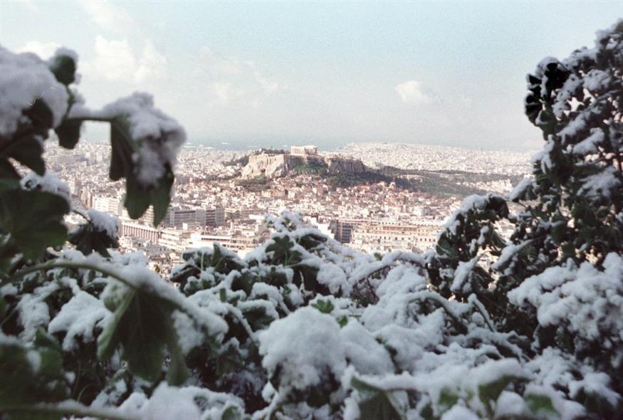 Παραμονή 25ης Μαρτίου η Αθήνα στα λευκά! /copyright Eurokinissi