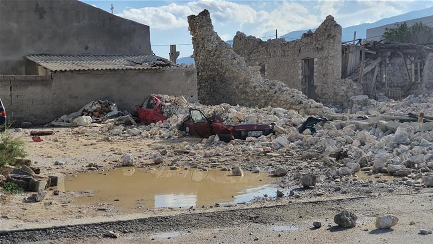 Kαταστροφές στη Σάμο από τον σεισμό (copyright: Eurokinissi)