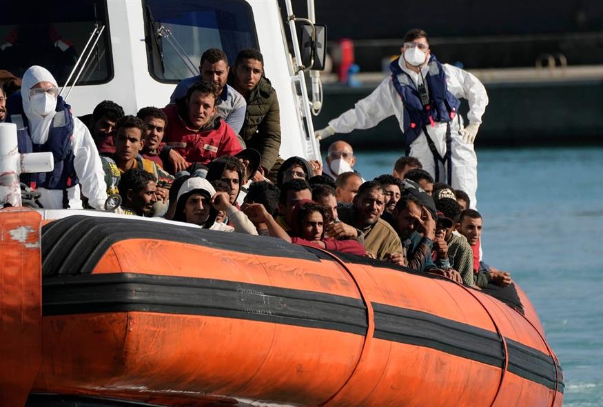 Πρόσφυγες (AP Photo/Alessandra Tarantino, File)