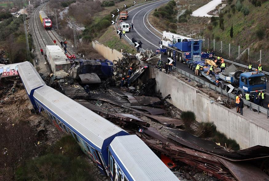 Σύγκρουση τρένων στα Τέμπη: Επιχείρηση διάσωσης (InTime Photos)