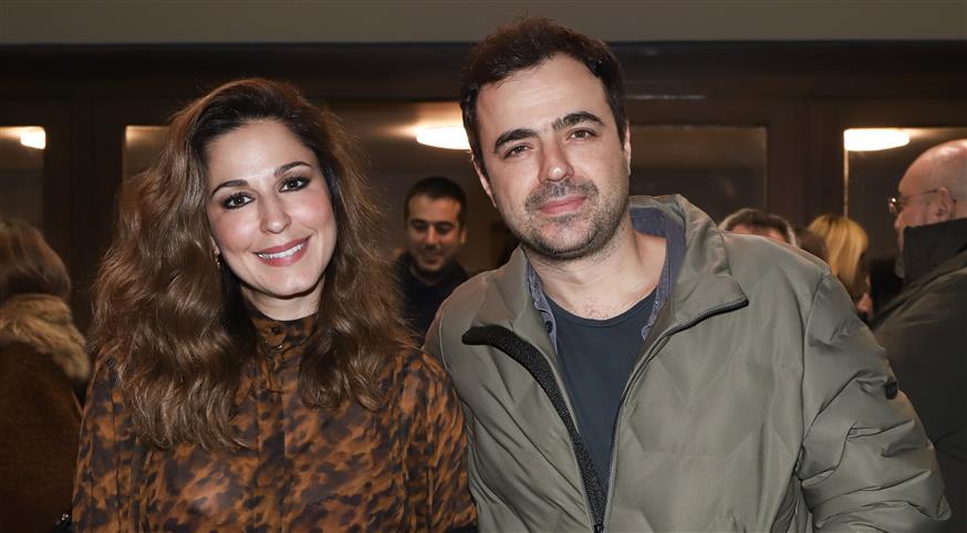 Η Κατερίνα Παπουτσάκη μαζί με τον σύζυγό της, Παναγιώτη (Copyright: Papadakis Press)