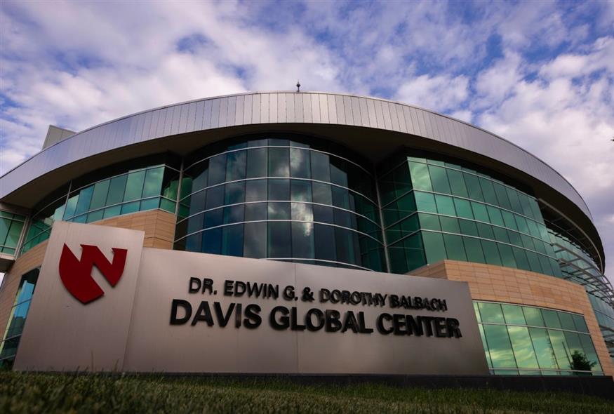 Το Davis World Center στη Νεμπράσκα (AP)