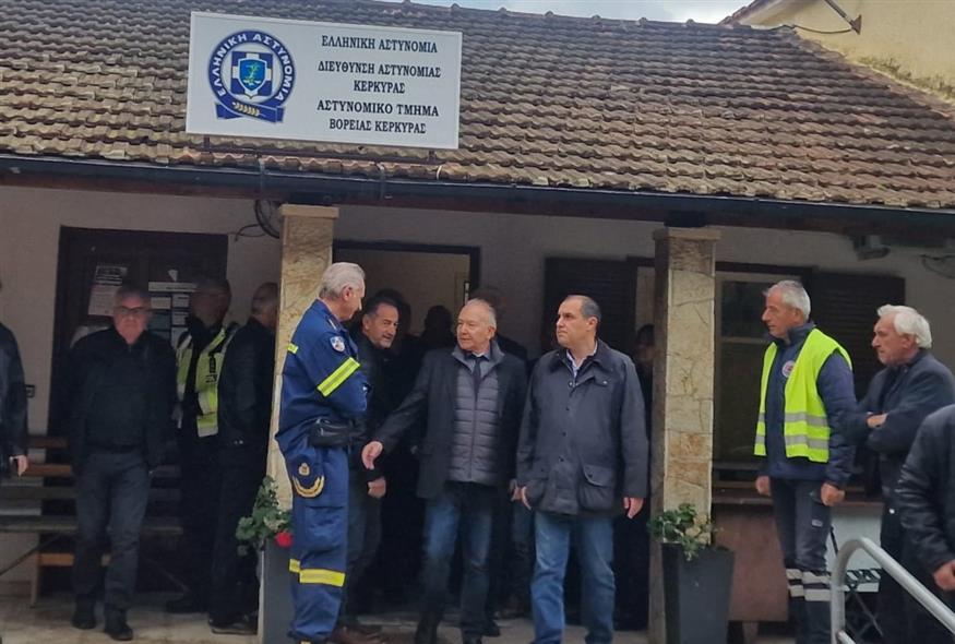 Στιγμιότυπο από την αυτοψία του υφυπουργού