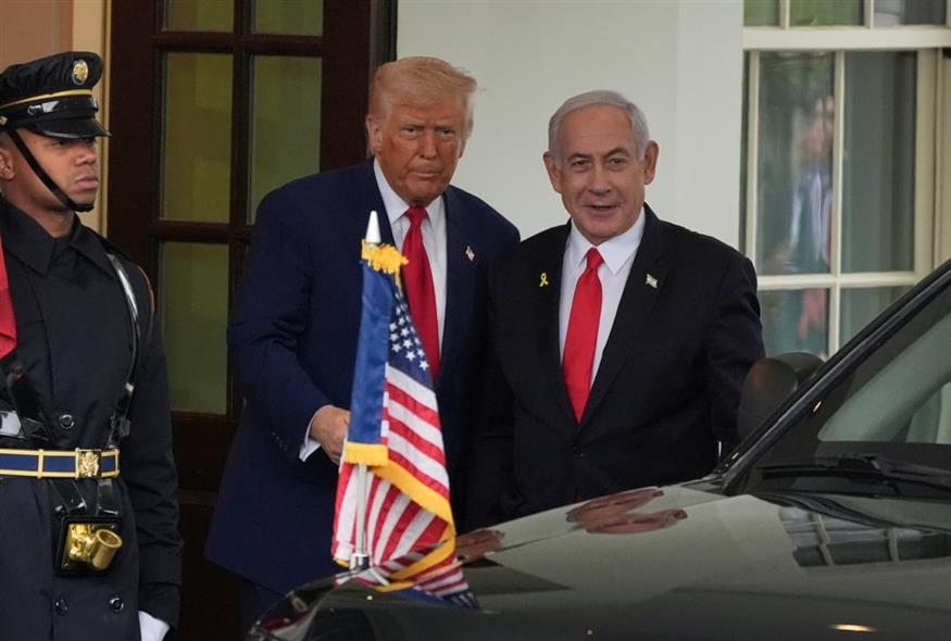 (AP Photo/Mark Schiefelbein)