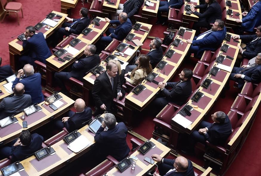 Βουλή - Νέα Δημοκρατία/ΙΝΤΙΜΕ