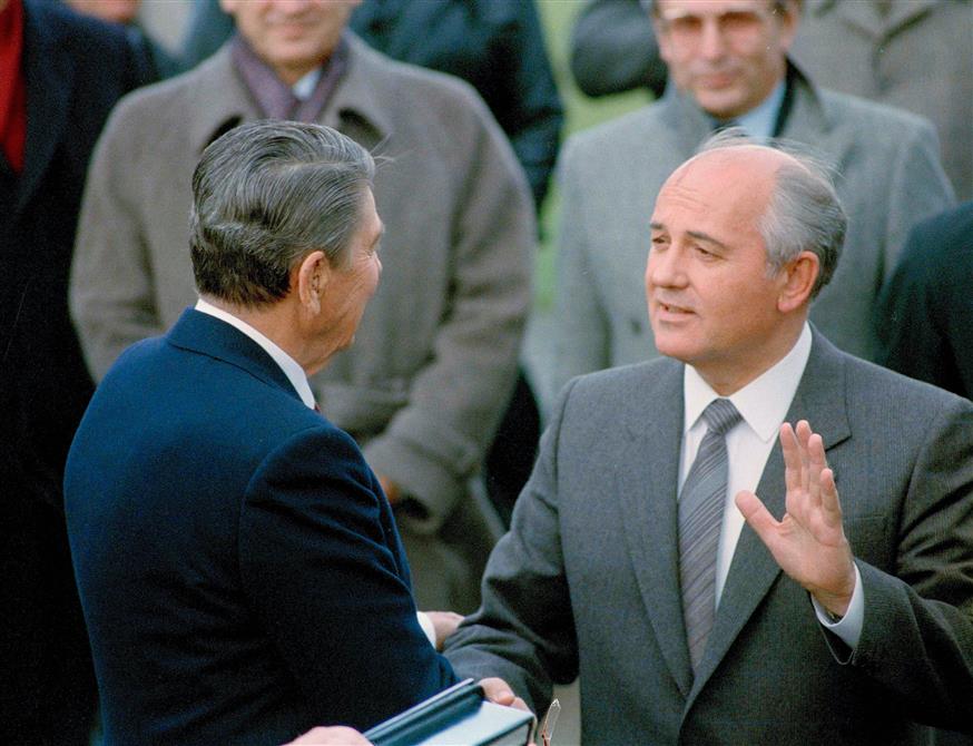 Ιστορική συνάντηση Ρίγκαν και Γκορμπατσόφ το 1986 στην Ισλανδία