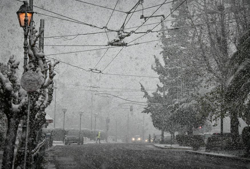 Χιόνια και στο κέντρο της Αθήνας αναμένεται να φέρει το νέο κύμα κακοκαιρίας (φωτογραφία αρχείου/ Eurokinissi)