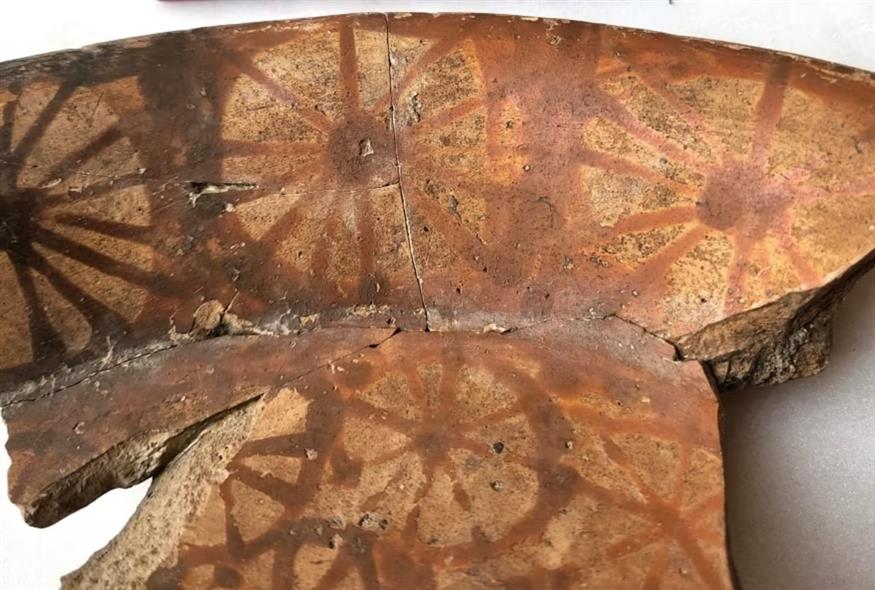 Χαλαφιανή κεραμική από την ανασκαφή στο Αρπατσιγιάχ του Ιράκ. (Φωτογραφία: Γιοσέφ Γκαρφίνκελ)