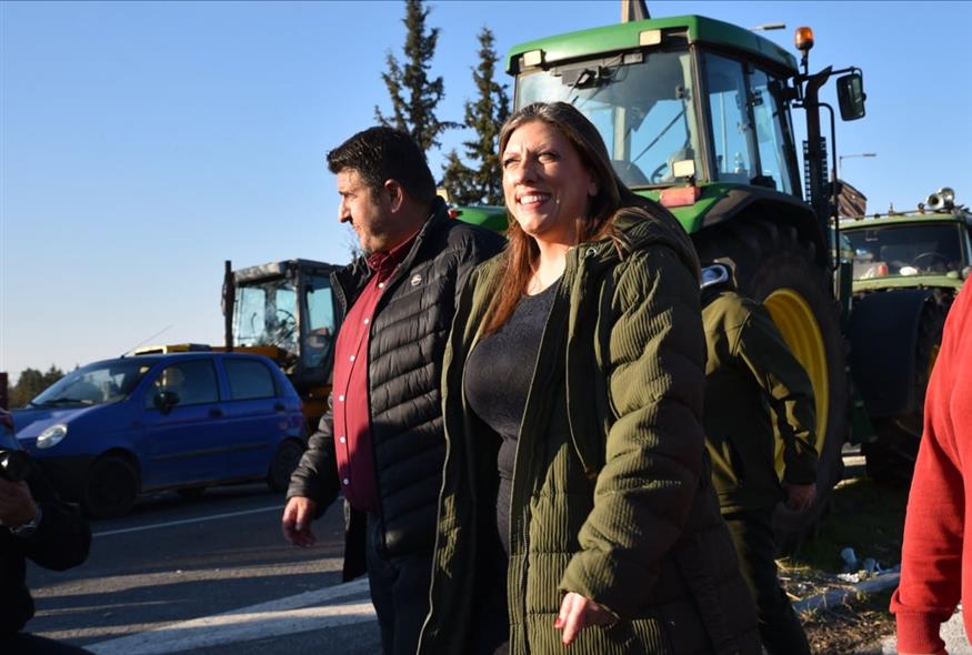 Στο μπλόκο της Νίκαιας η Ζωή Κωνσταντοπούλου (ΙΝΤΙΜΕ)