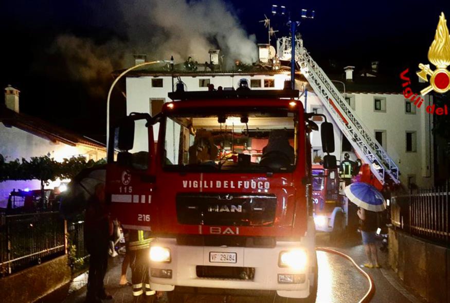 Φωτιά σε οίκο ευγηρίας στο Μιλάνο/vigilidelfuoco
