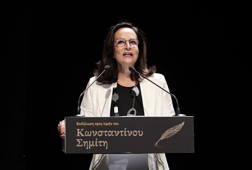 Η Άννα Διαμαντοπούλου στην εκδήλωση προς τιμήν του εκσυγχρονιστή πρώην πρωθυπουργού του ΠΑΣΟΚ, Κώστα Σημίτη (Eurokinissi)