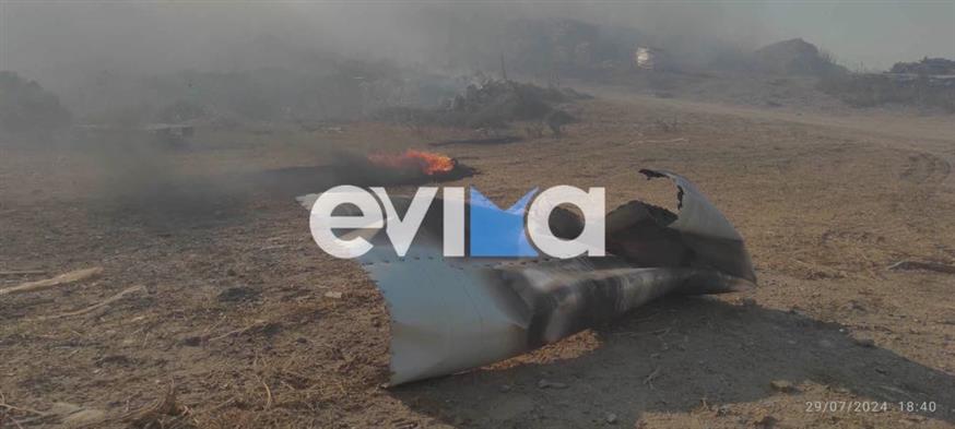 Φωτιά στην Εύβοια: Έκρηξη ανεμογεννήτριας