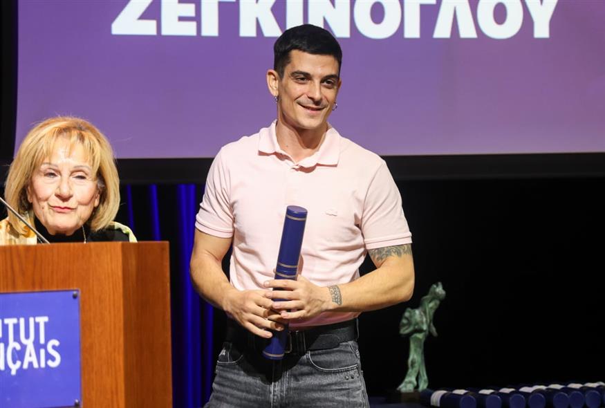 Νικολάκης Ζεγκίνογλου Νικολάκης Ζεγκίνογλου
