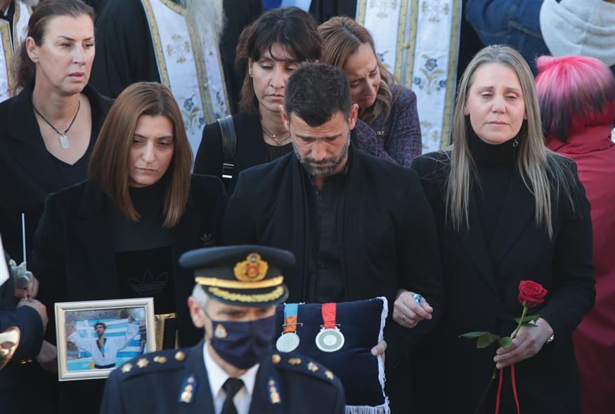 Ο Μιχάλης Μουρούτσος στην κηδεία του Αλέξανδρου Νικολαΐδη / ΡΑΦΑΗΛ ΓΕΩΡΓΙΑΔΗΣ / EUROKINISSI