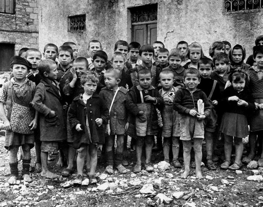 Παιδιά της Ελλάδας πεινασμένα