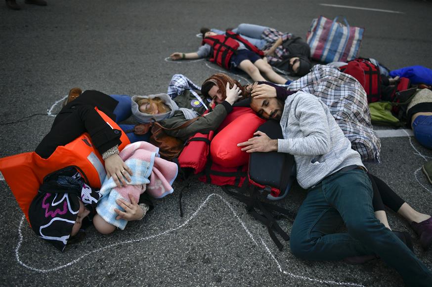 Τεράστιο θέμα με τους πρόσφυγες αντιμετωπίζει και η Ισπανία (copyright: Associated Press)
