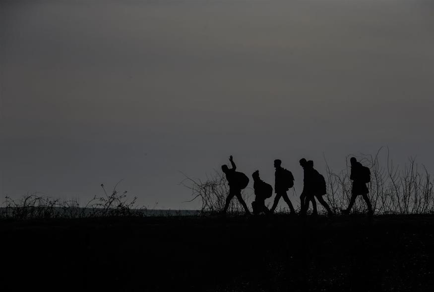 Πρόσφυγες και μετανάστες στον Έβρο (AP Photo/Emrah Gurel)