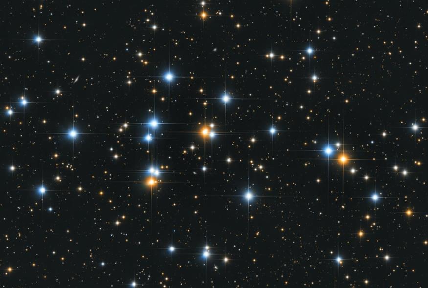 Το Σμήνος της Κυψέλης (The Beehive Cluster) στον αστερισμό του Καρκίνου (Cpayoub via Wikipedia) Το Σμήνος της Κυψέλης (The Beehive Cluster) στον αστερισμό του Καρκίνου (Cpayoub via Wikipedia)