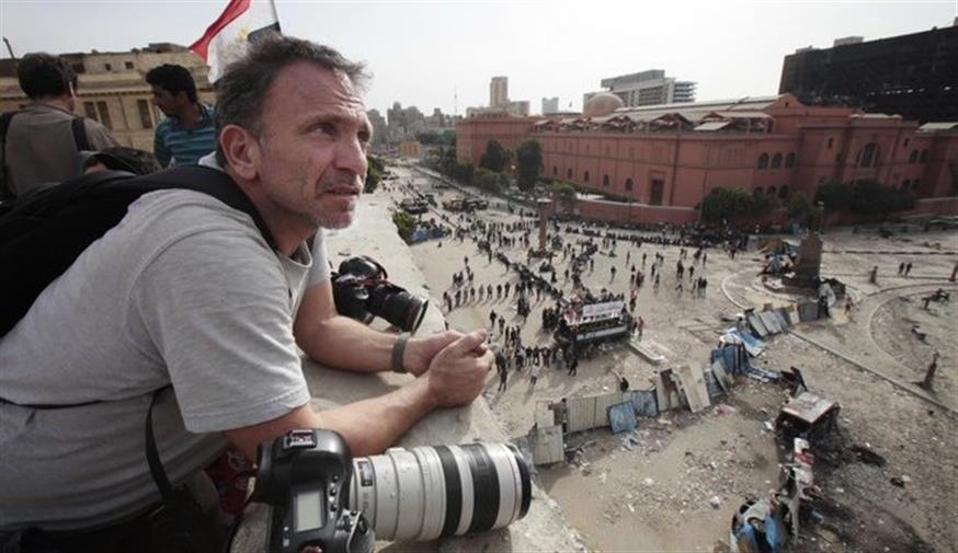 Ο Γιάννης Μπεχράκης στο Κάιρο (AP)