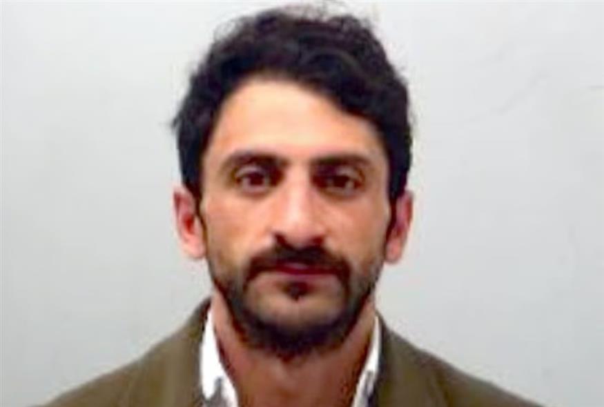 Ο φερόμενος δράστης (Essex Police) Ο φερόμενος δράστης (Essex Police)