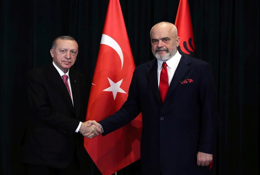 Ερντογάν - Ράμα (Φωτογραφία αρχείου/Turkish Presidency via AP)