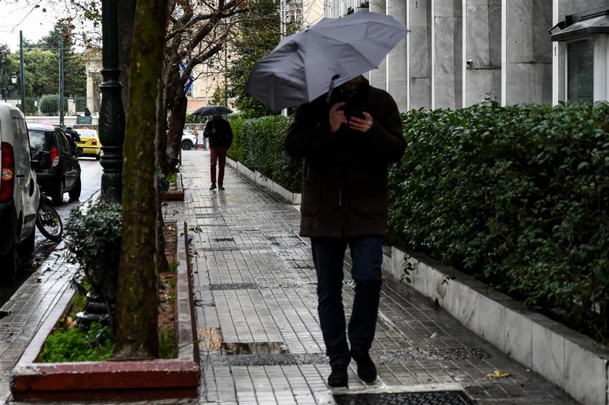 Βροχή στην Αθήνα/Eurokinissi