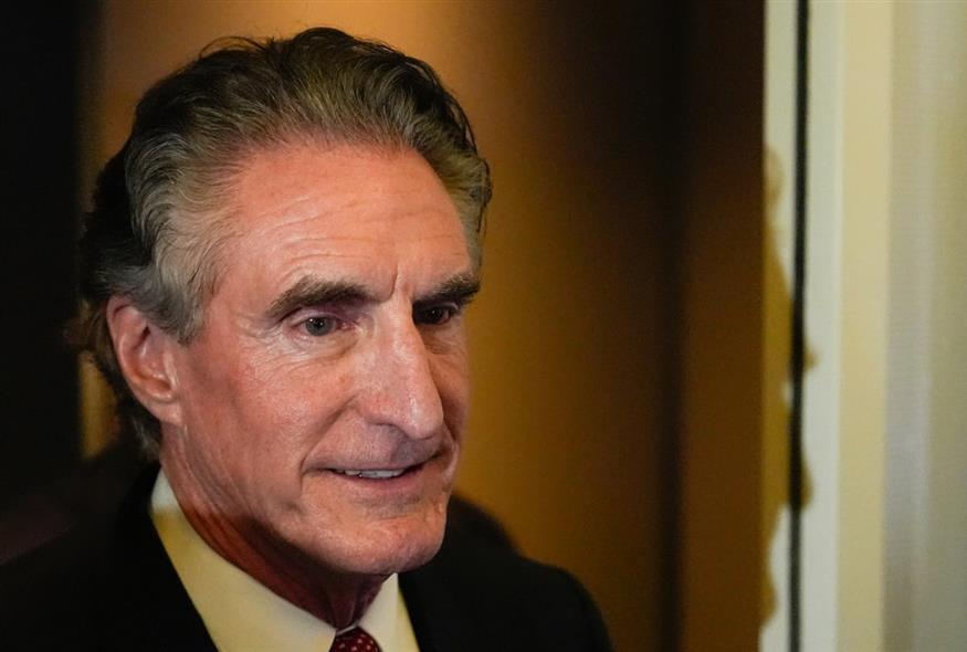 Ο υπουργός Εσωτερικών των ΗΠΑ, Νταγκ Μπέργκαμ (Julia Demaree Nikhinson/AP)