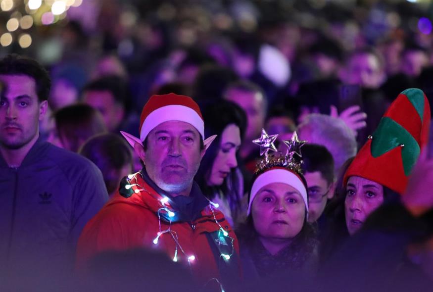 Ρεβεγιόν στα μπλόκα για τους αγρότες στη Νίκαια Λάρισας (INTIME NEWS/ΚΥΔΩΝΑΣ ΓΙΩΡΓΟΣ)