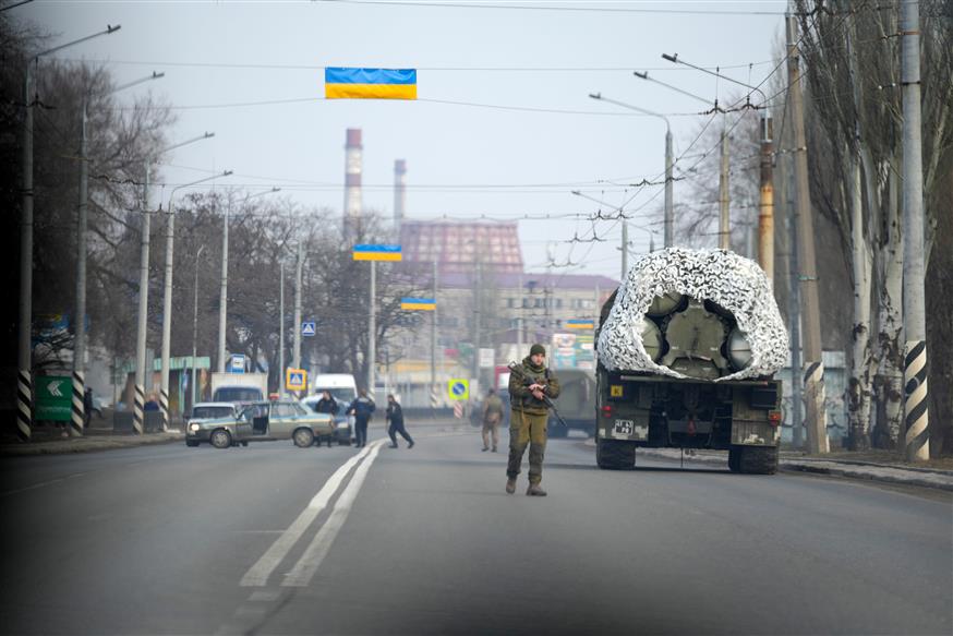 Ουκρανοί στρατιώτες στην πόλη Kramatosrk/ AP Photo/Vadim Ghirda