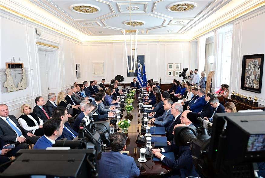 Πρώτη συνεδρίαση του νέου υπουργικού συμβουλίου (ΜΙΧΑΛΗΣ ΚΑΡΑΓΙΑΝΝΗΣ/EUROKINISSI)