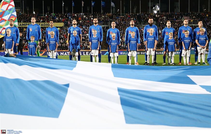 Στιγμιότυπο από την τελετή έναρξης του αγώνα Φινλανδία-Ελλάδα