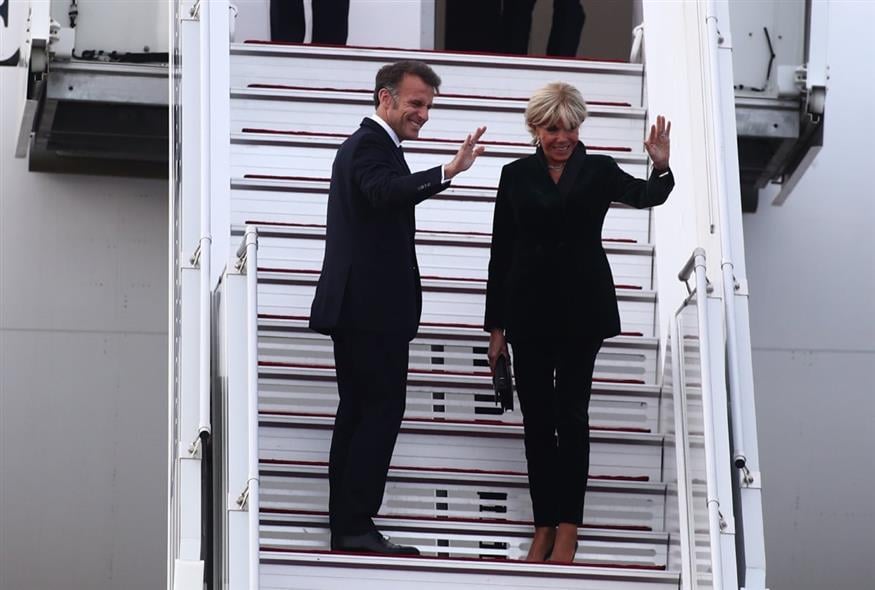 Από την αναχώρηση Εμανουέλ και Μπριζίτ Μακρόν (ΘΑΝΑΣΗΣ ΔΗΜΟΠΟΥΛΟΣ/EUROKINISSI)