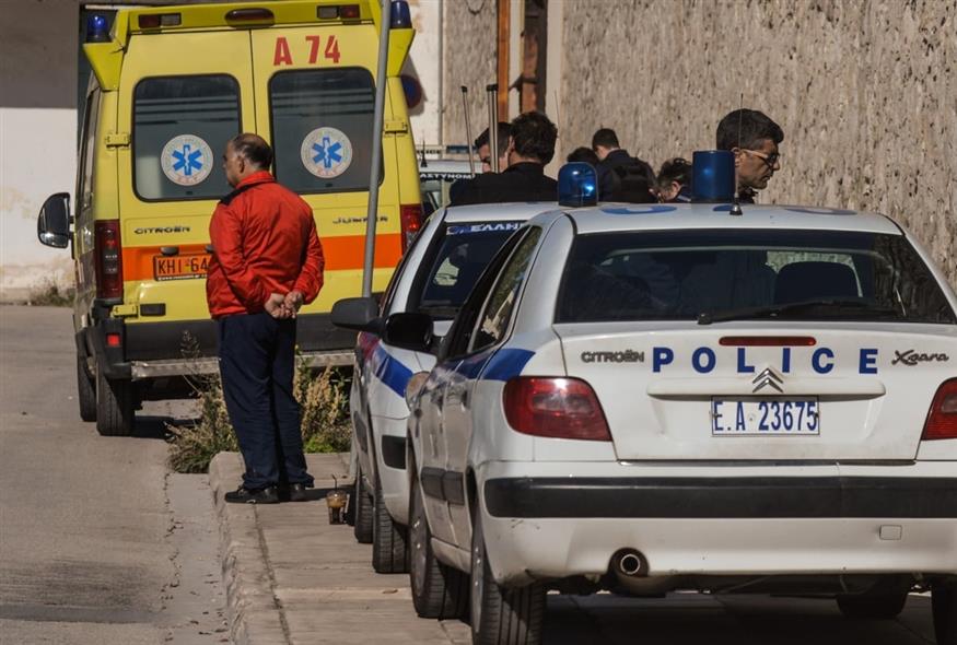 Περιπολικό - ΕΚΑΒ (ΙΝΤΙΜΕ)