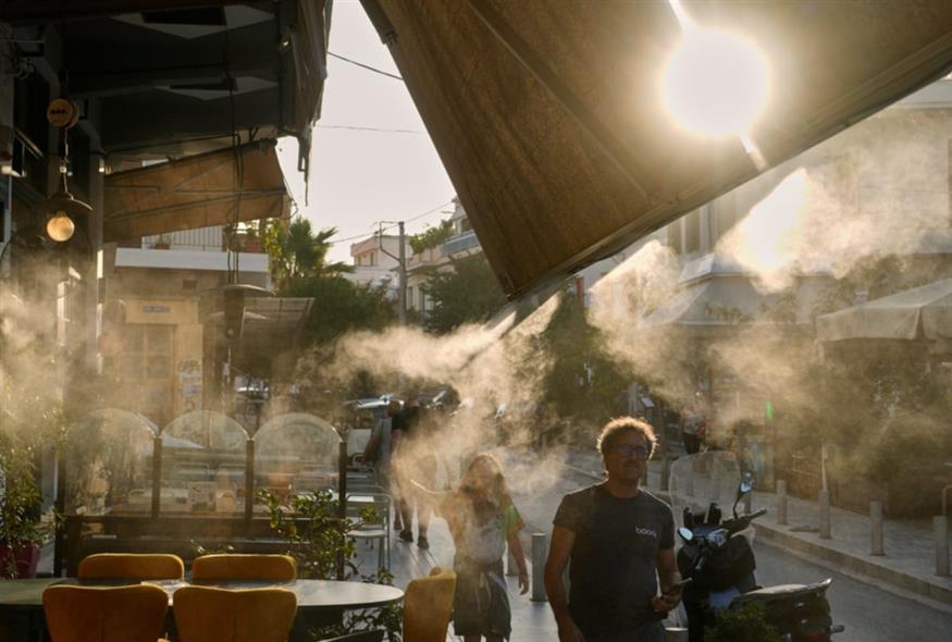 Καύσωνας στην Ελλάδα/AP Photos