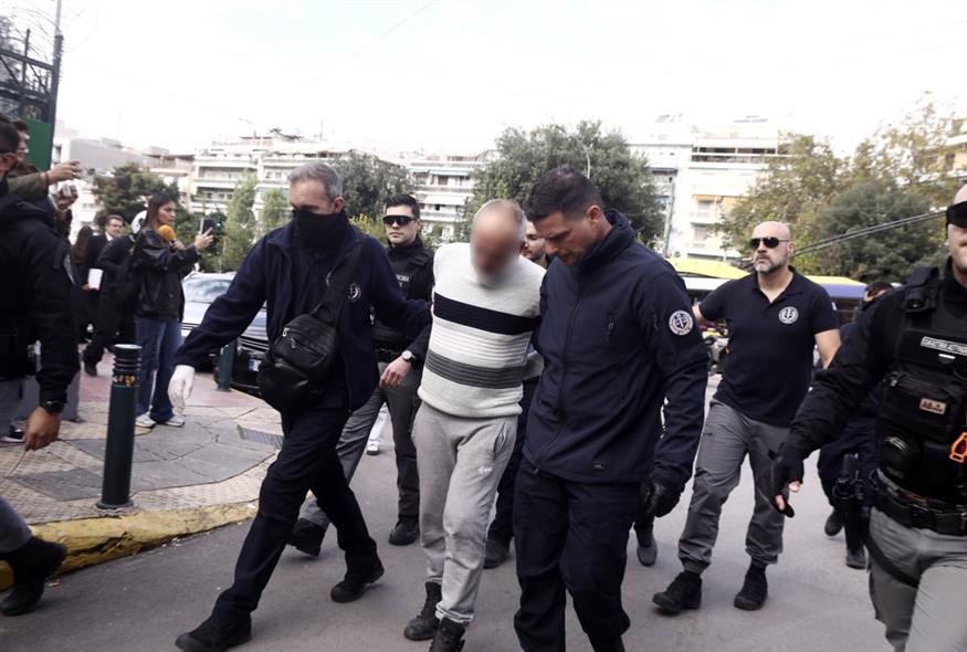 Έκρηξη στην Πλάκα: Βαρύ ποινικό παρελθόν για τους τρεις συλληφθέντες (INTIME) Έκρηξη στην Πλάκα: Βαρύ ποινικό παρελθόν για τους τρεις συλληφθέντες (INTIME)
